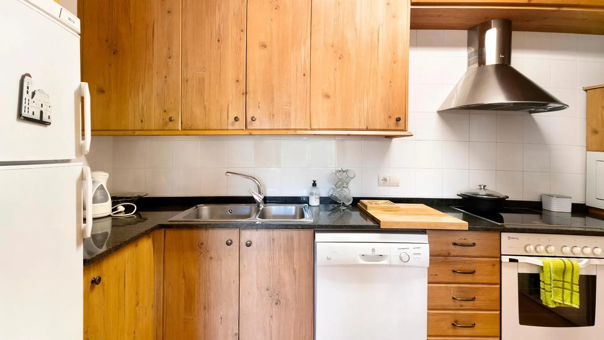 Farm stay Mas Cal Ginto Villa Das Spain