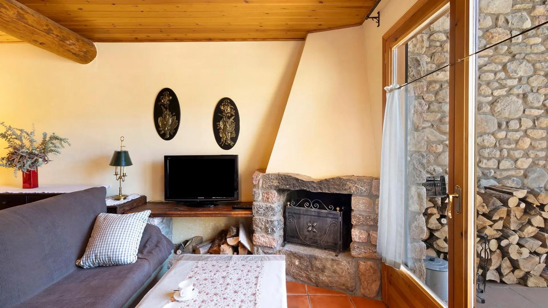 Farm stay Mas Cal Ginto Villa Das Spain